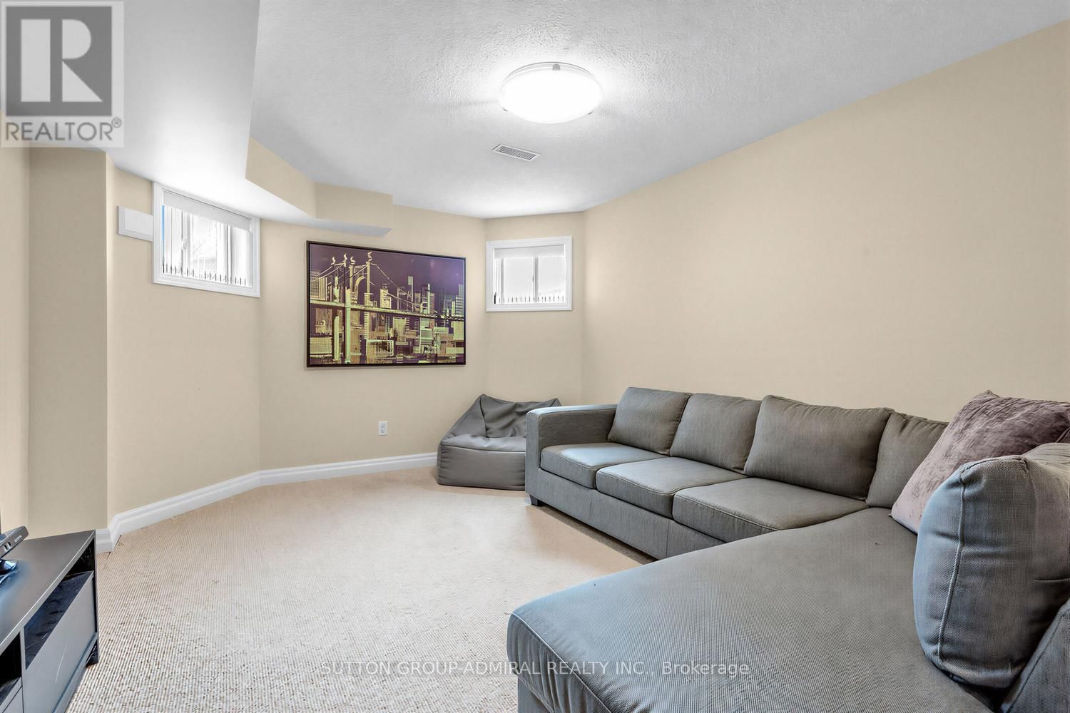 68 REDONDO DRIVE Image 26