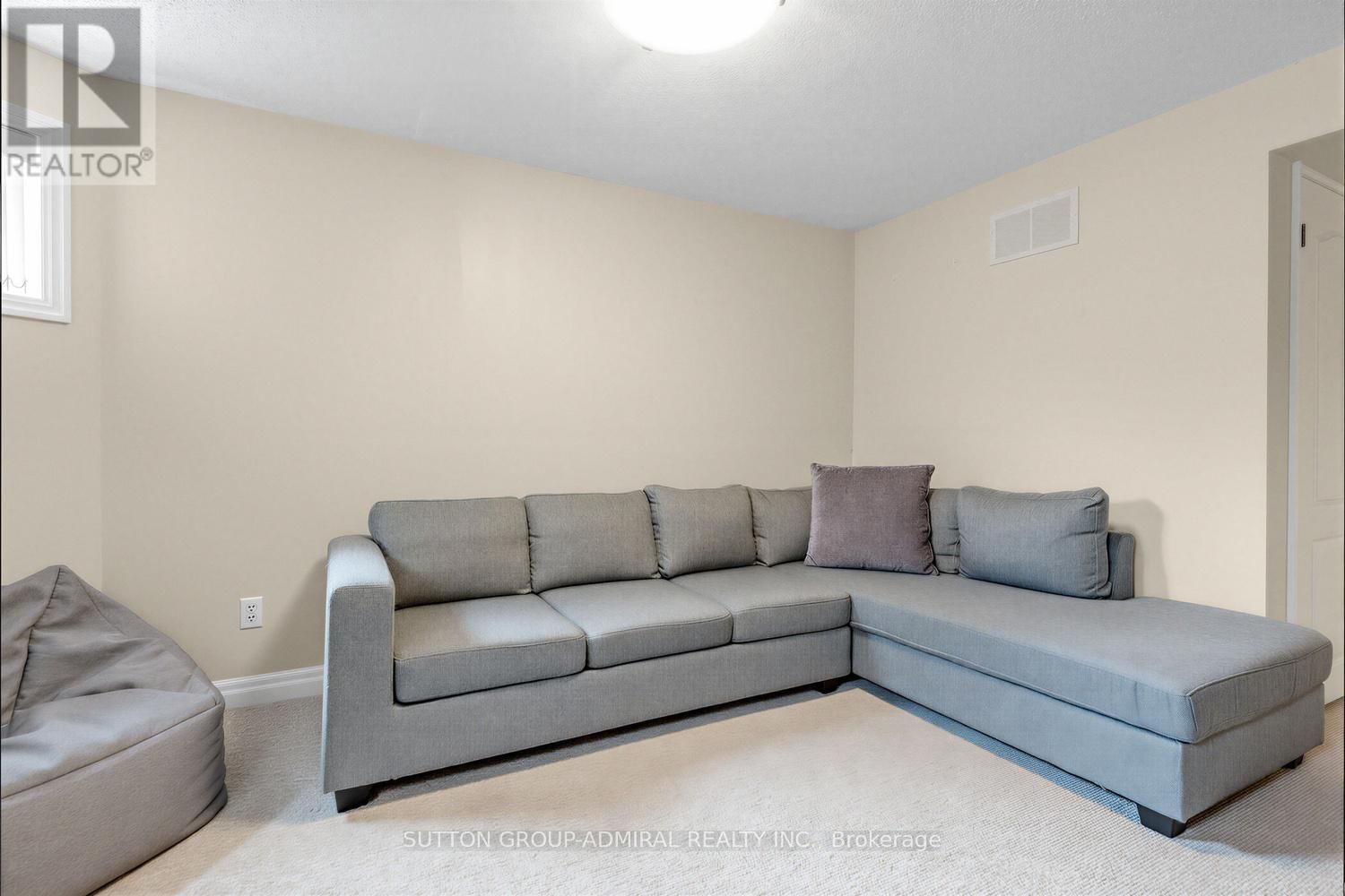 68 REDONDO DRIVE Image 27