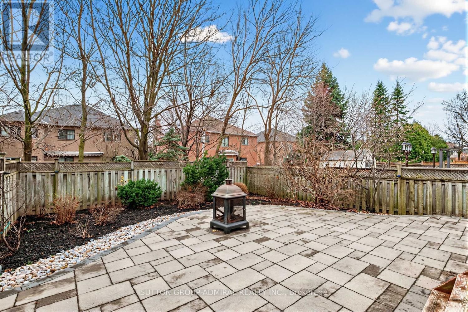 68 REDONDO DRIVE Image 32