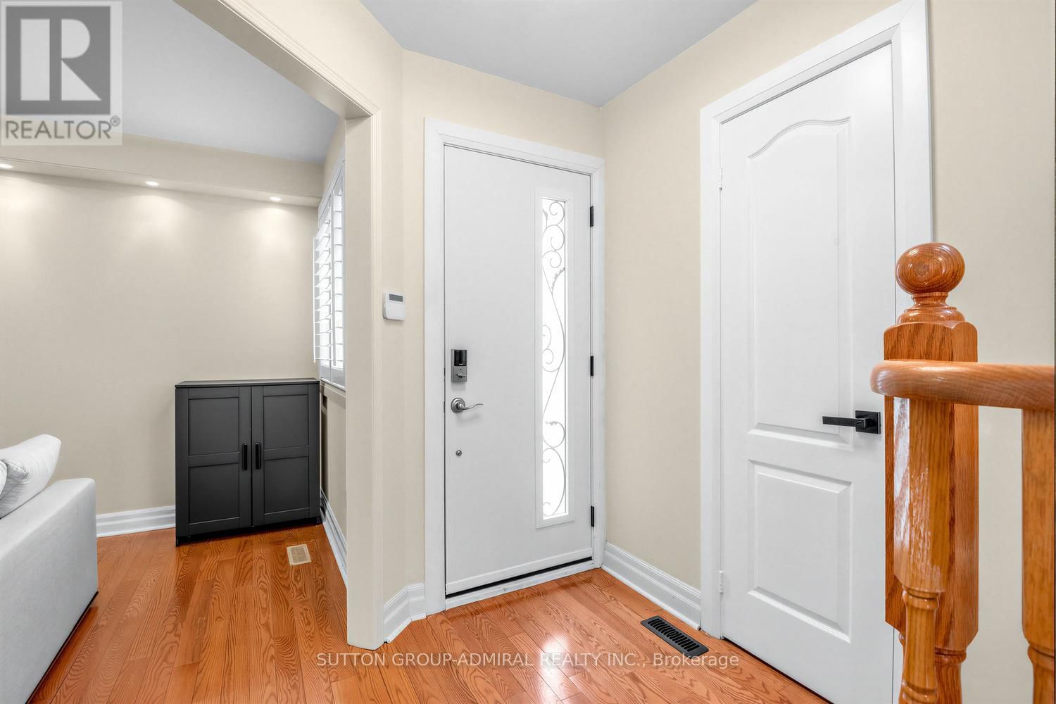 68 REDONDO DRIVE Image 6