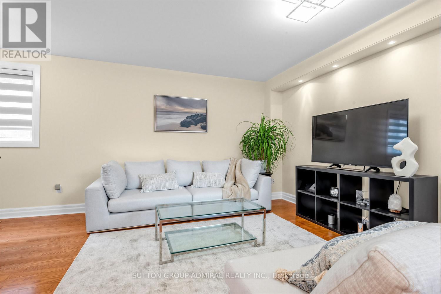 68 REDONDO DRIVE Image 7