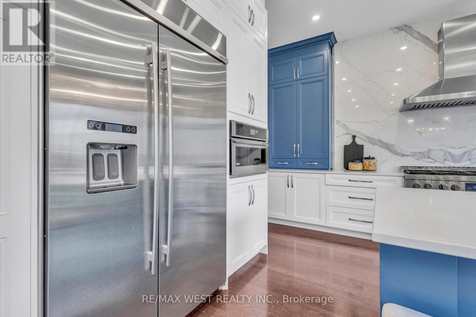 17 TORGAN TRAIL Image 23