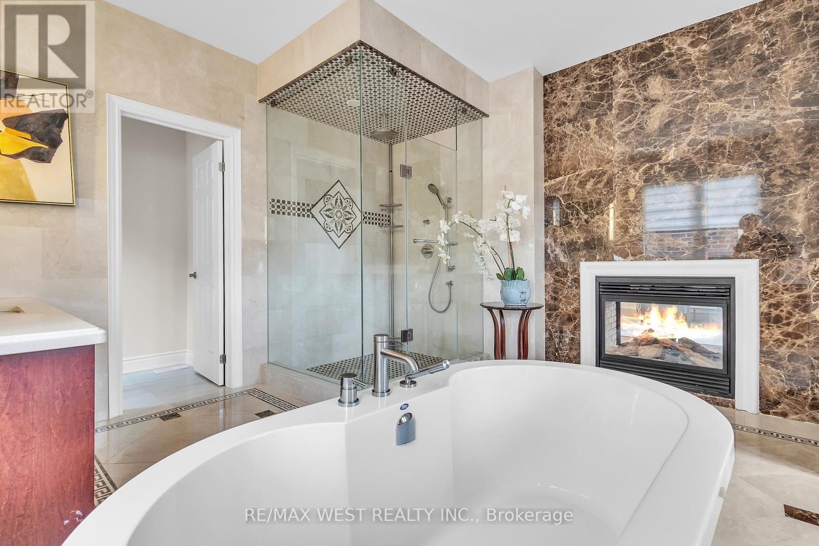 17 TORGAN TRAIL Image 36