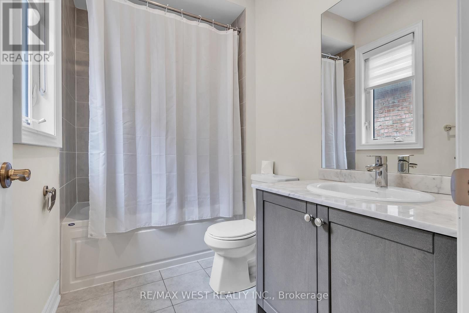 17 TORGAN TRAIL Image 42