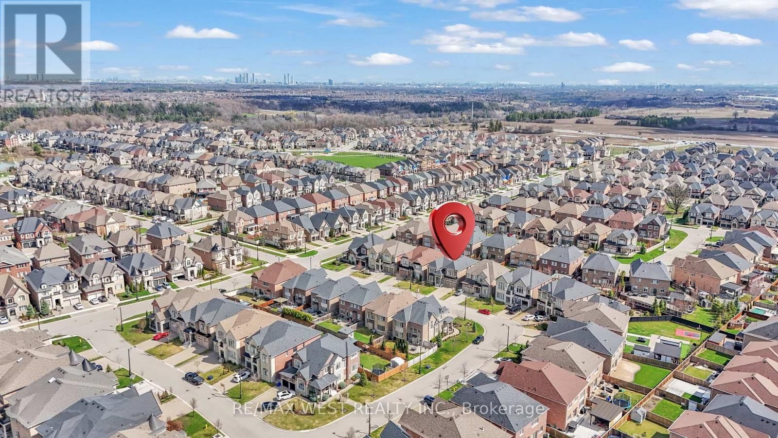 17 TORGAN TRAIL Image 43