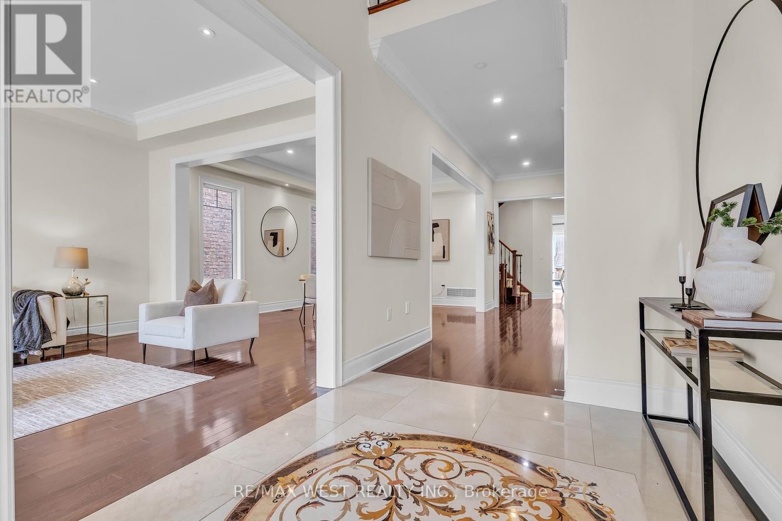 17 TORGAN TRAIL Image 7