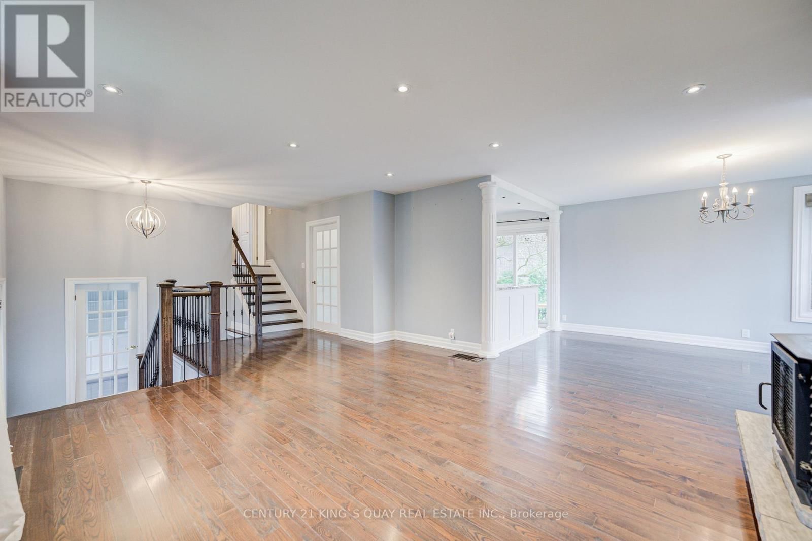 11 GEORGE STREET Image 12