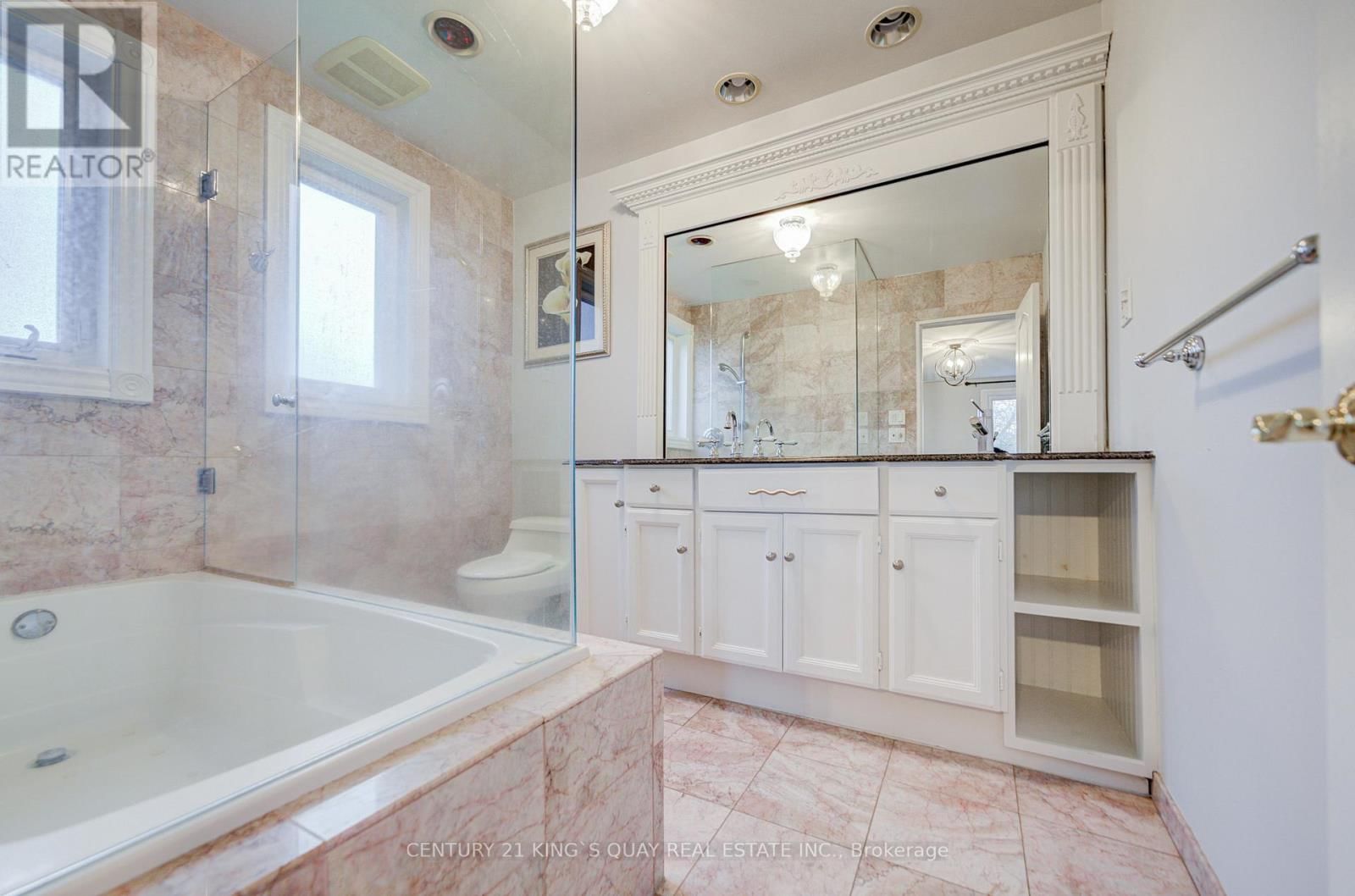 11 GEORGE STREET Image 20