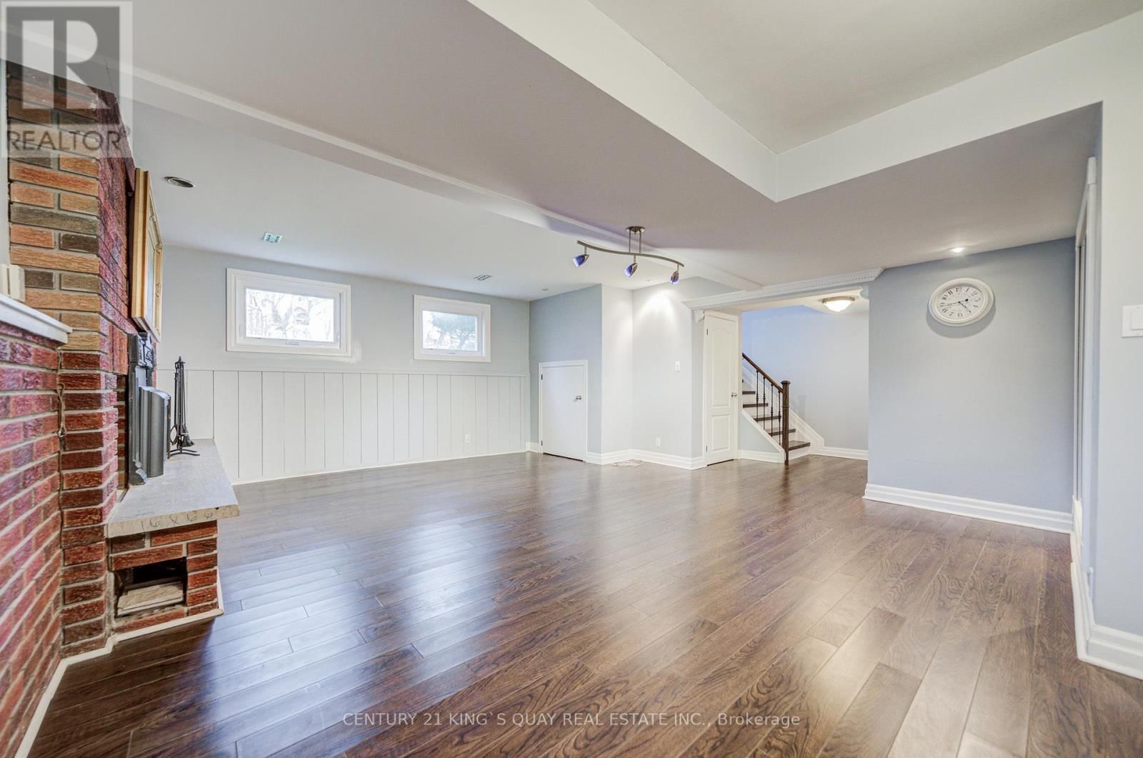 11 GEORGE STREET Image 22