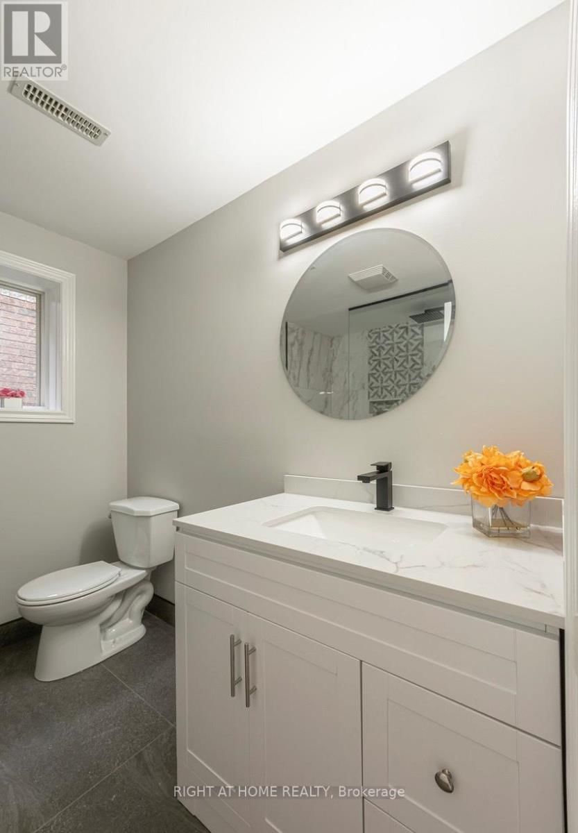 173 SIMCOE ROAD Image 34