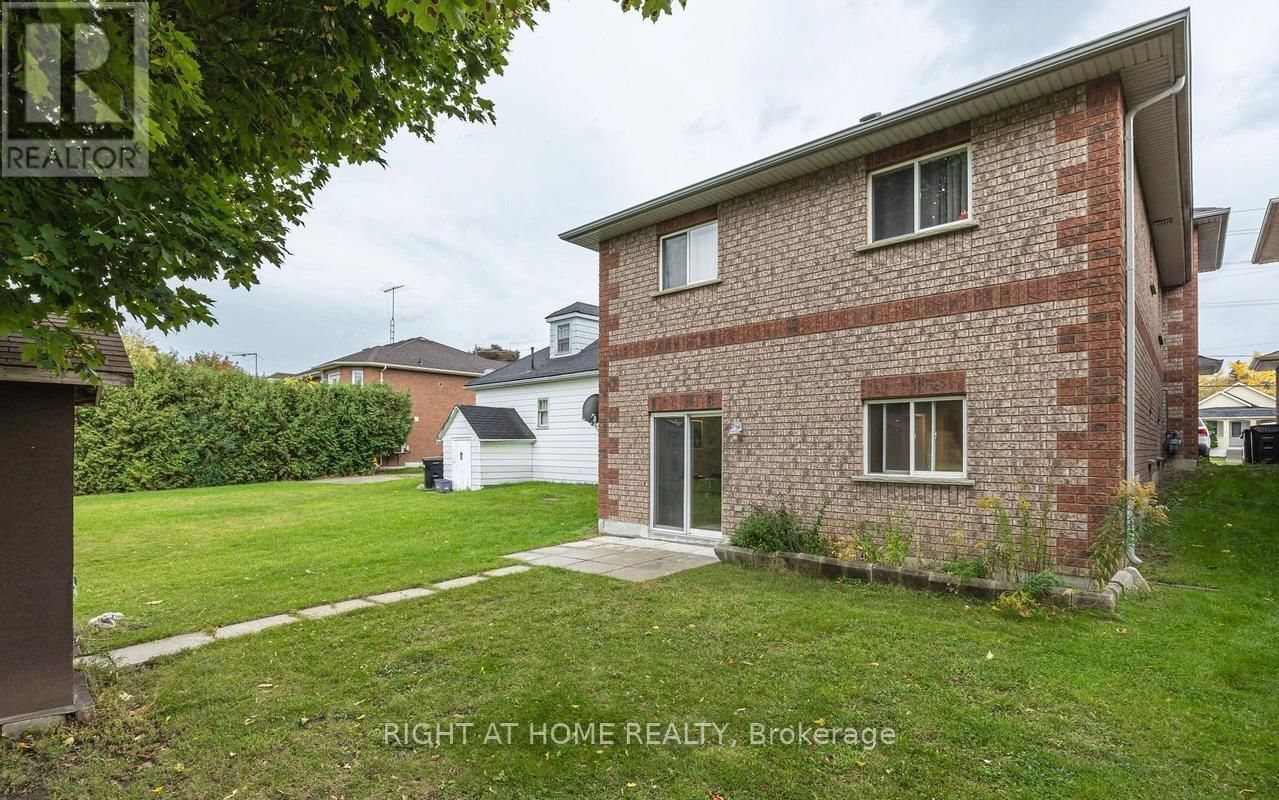 173 SIMCOE ROAD Image 37