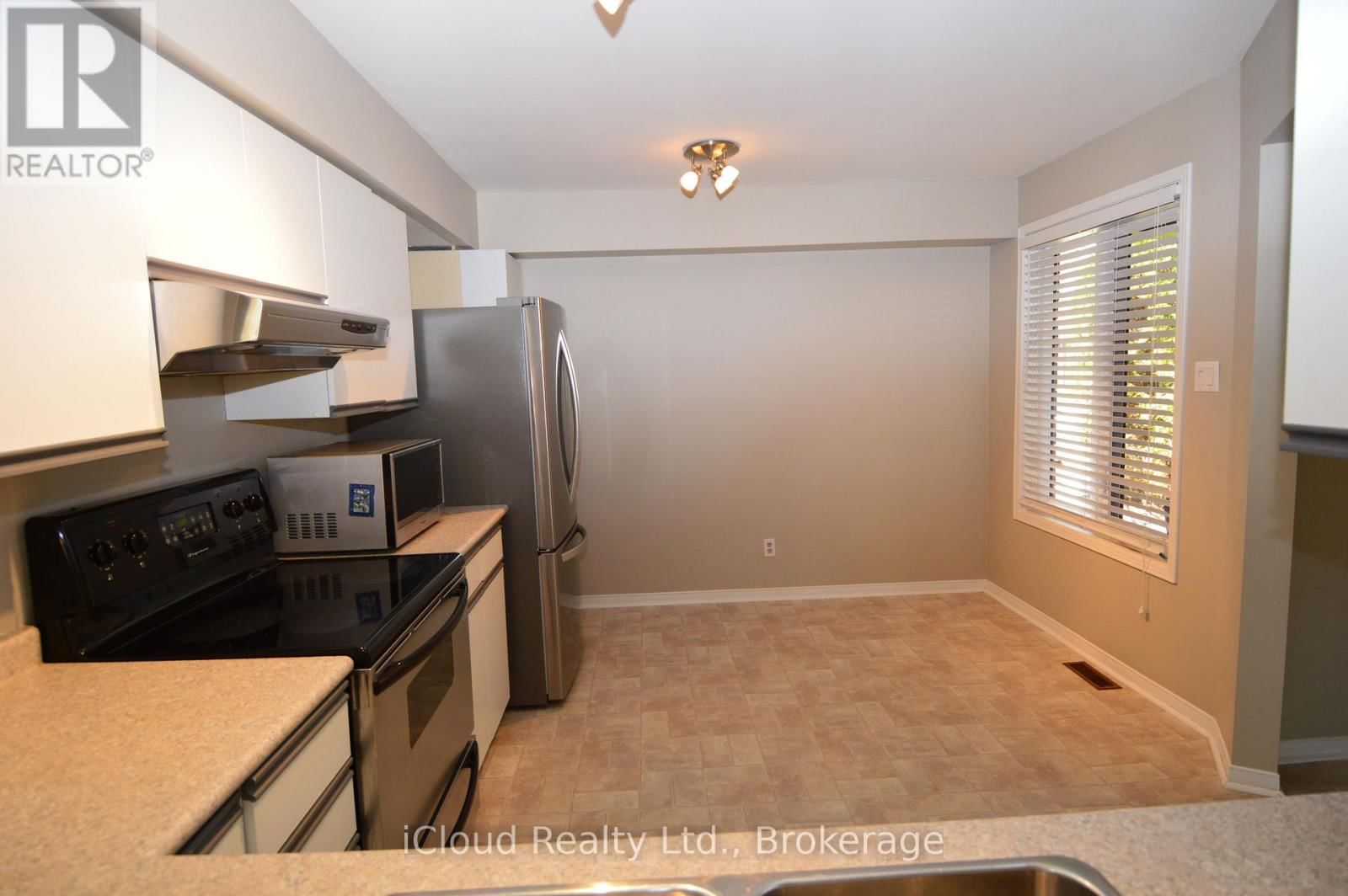 32 - 101 RIVERVIEW ROAD Image 5