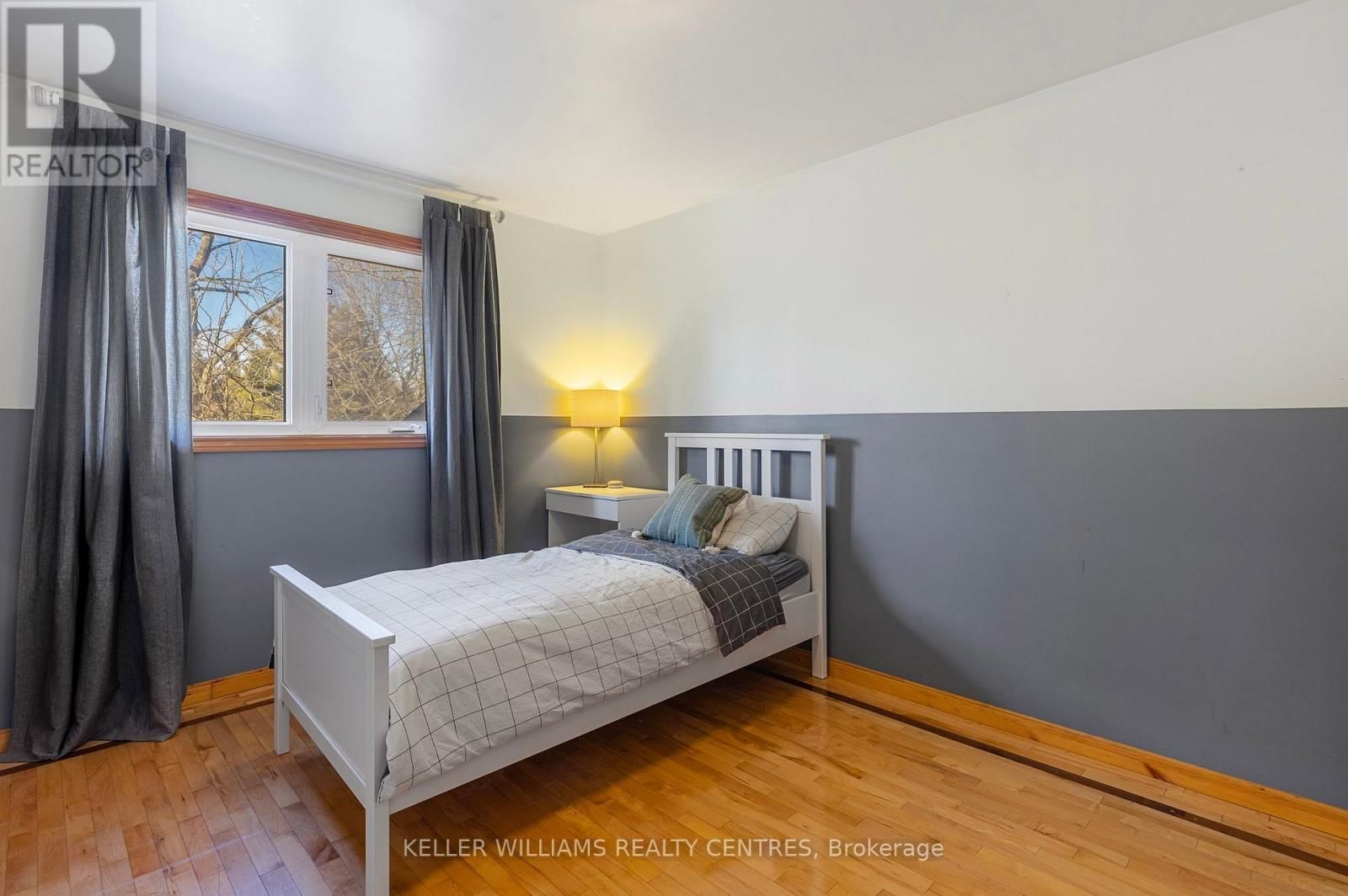 49 JENNIFER CRESCENT Image 15