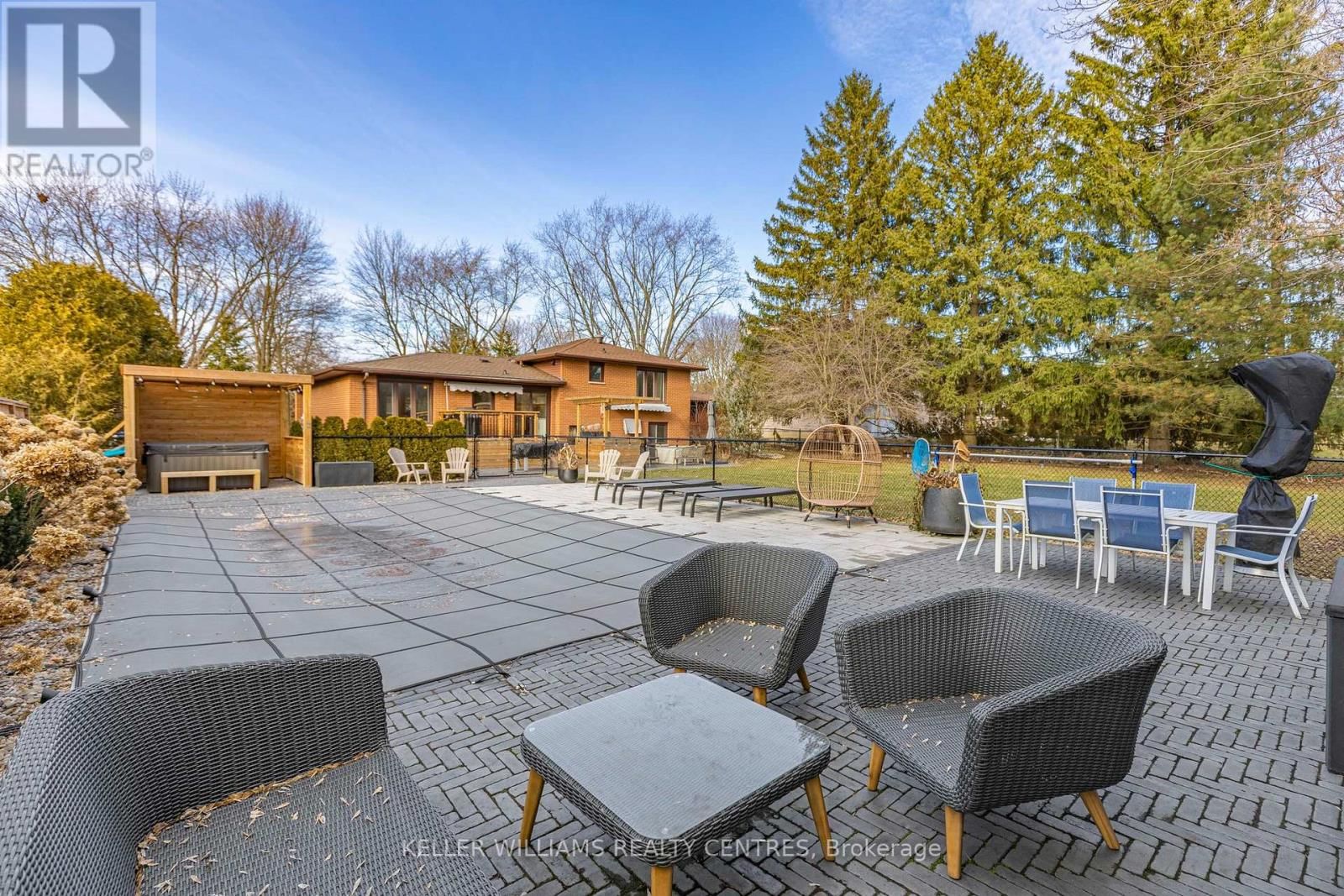 49 JENNIFER CRESCENT Image 34