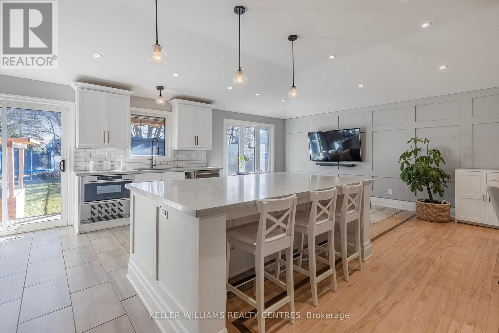 49 JENNIFER CRESCENT Image 4