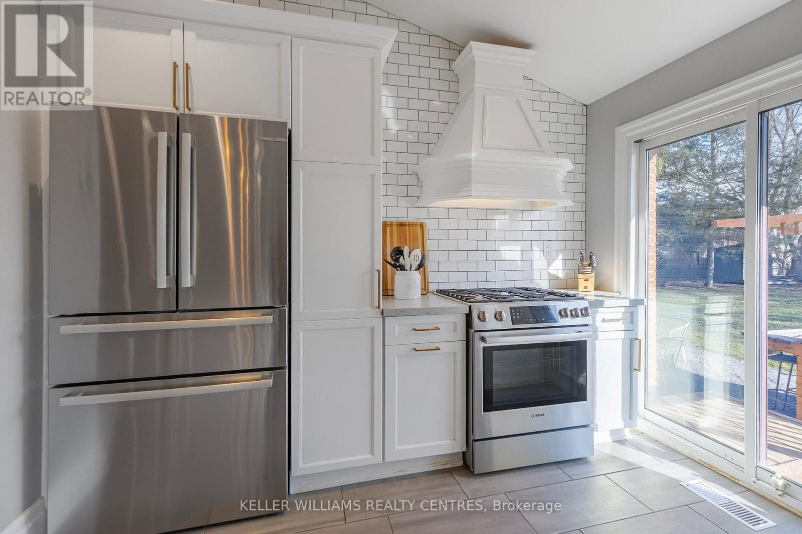 49 JENNIFER CRESCENT Image 7