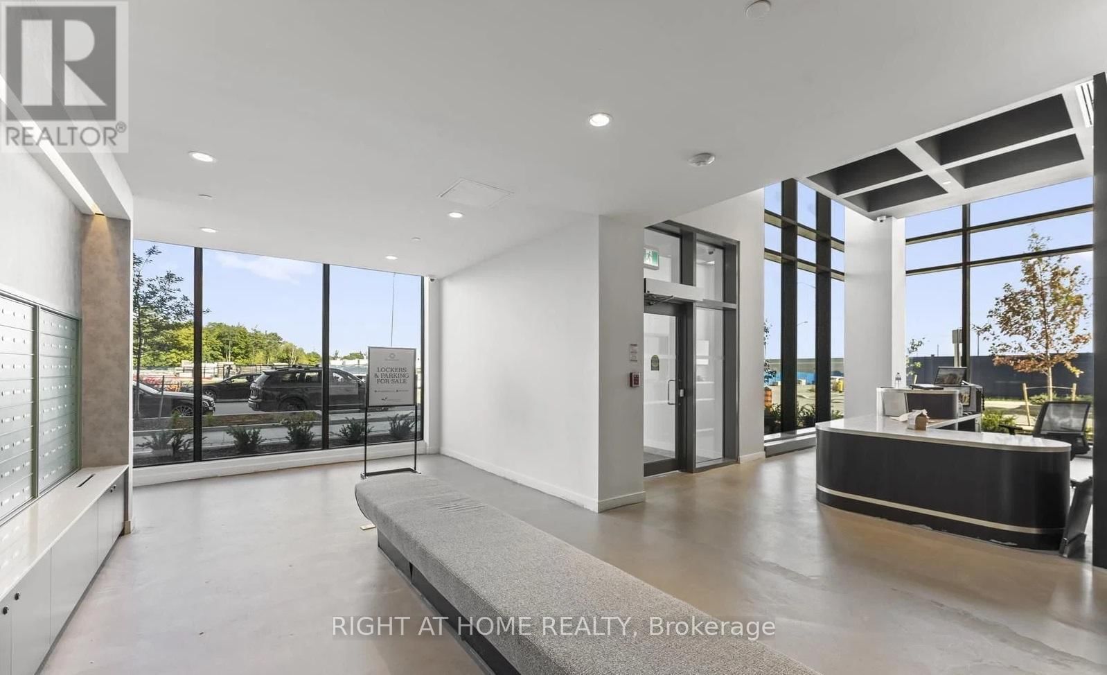 410 - 474 CALDARI ROAD Image 4