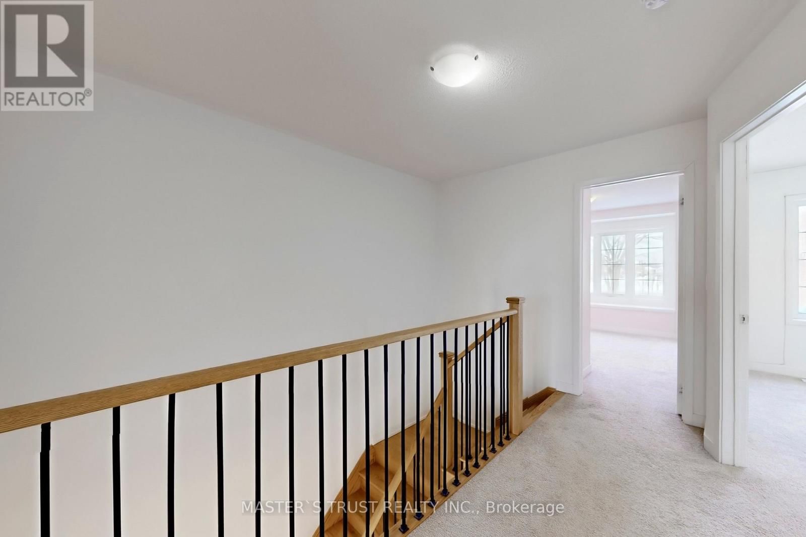 208 HARDING PARK STREET Image 18