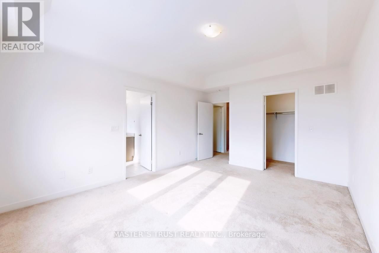 208 HARDING PARK STREET Image 21