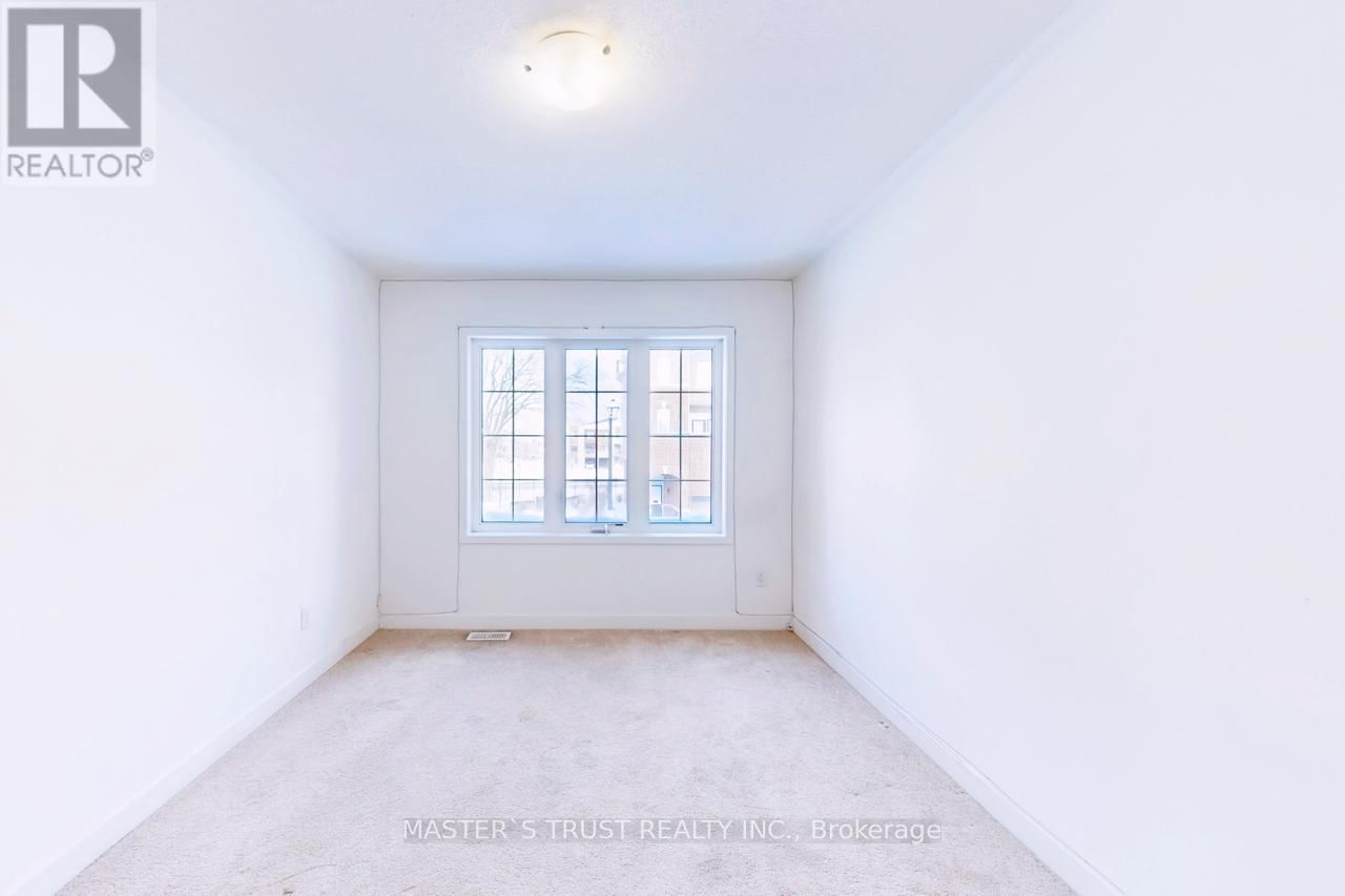 208 HARDING PARK STREET Image 24