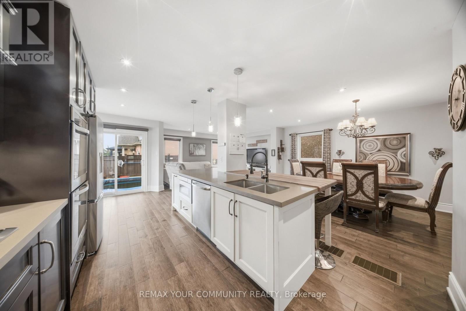 68 GOYO GATE Image 11