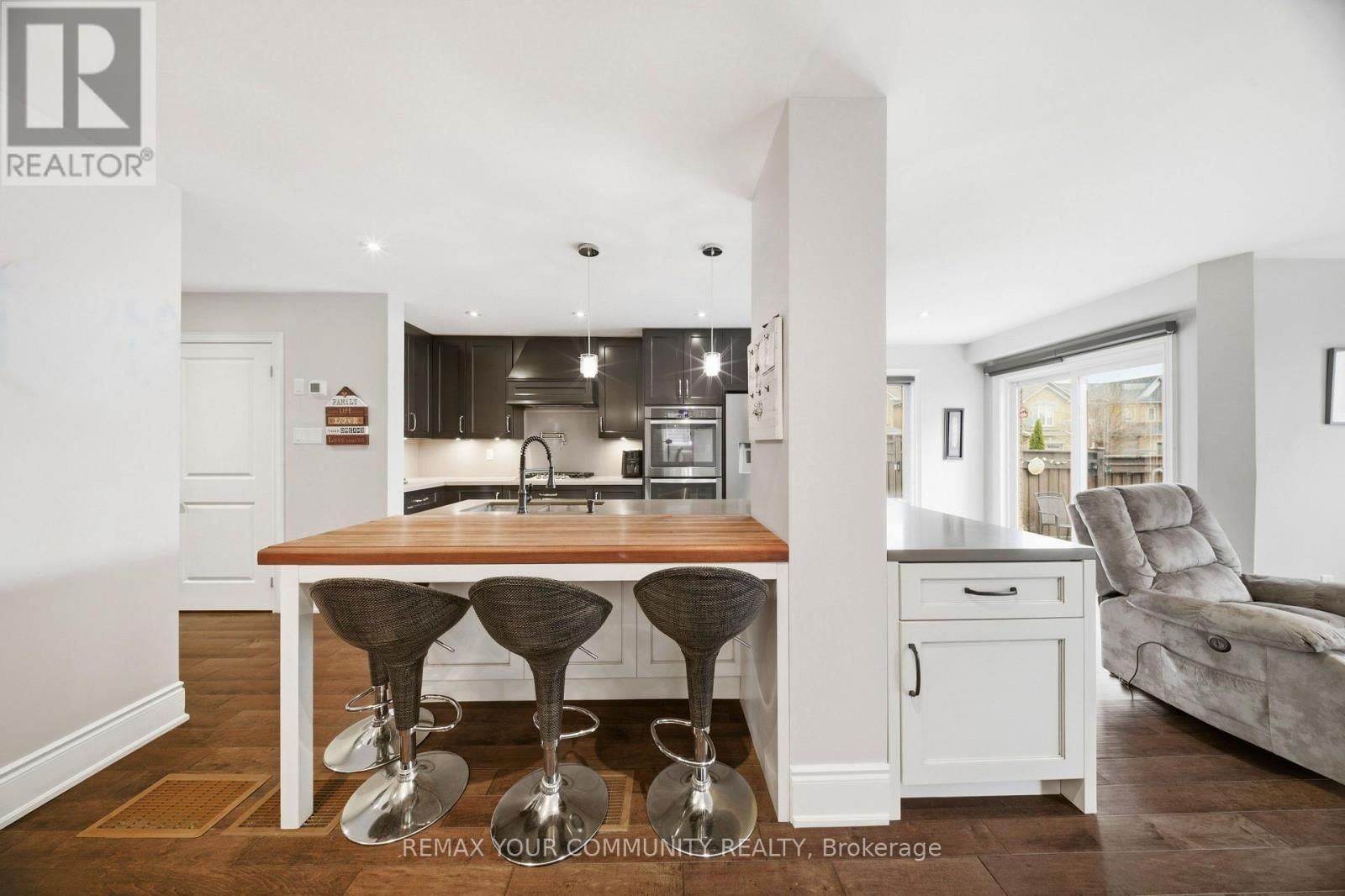 68 GOYO GATE Image 12