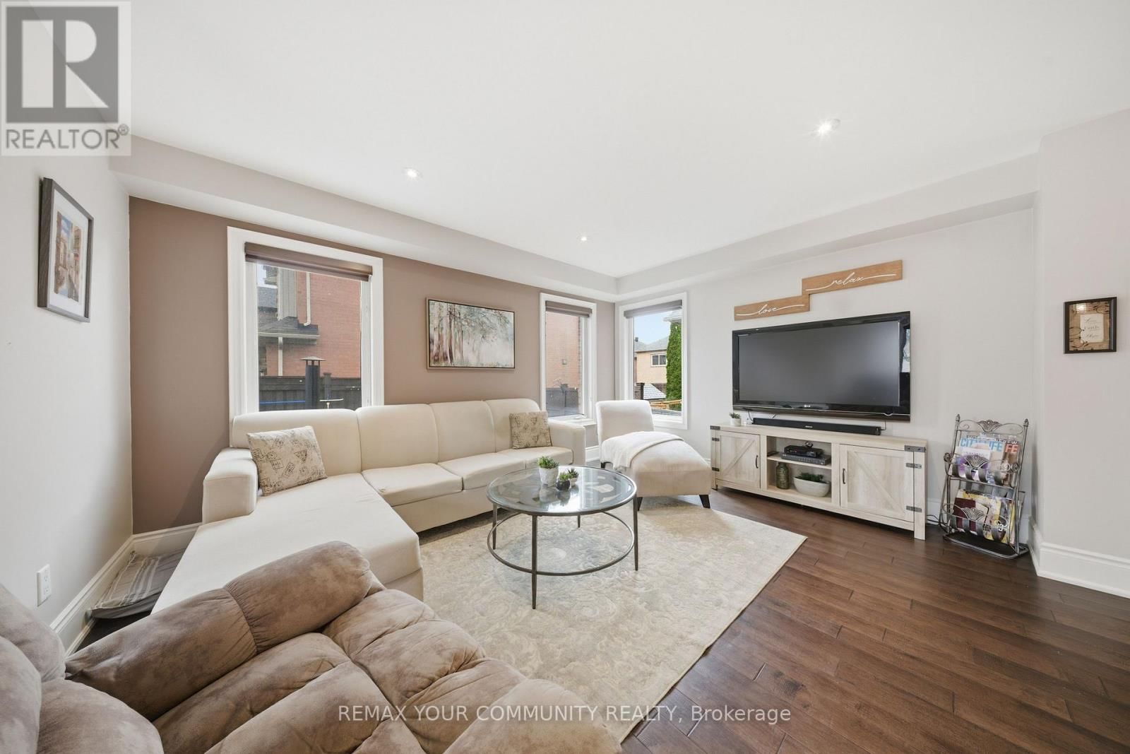 68 GOYO GATE Image 19