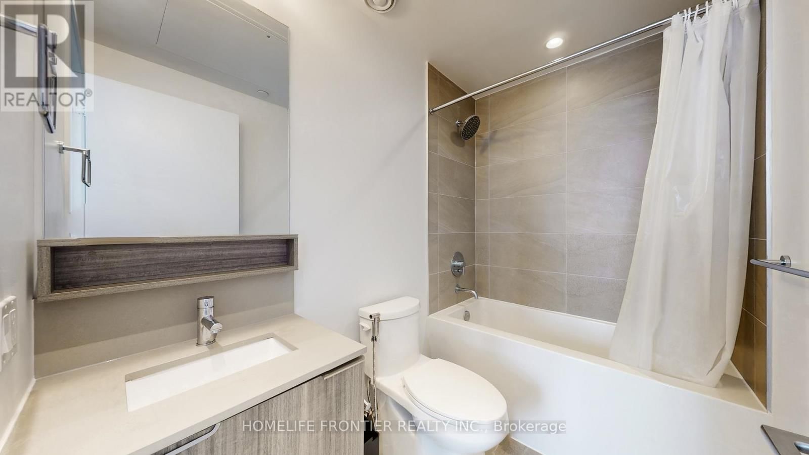 5503 - 898 PORTAGE PARKWAY Image 11