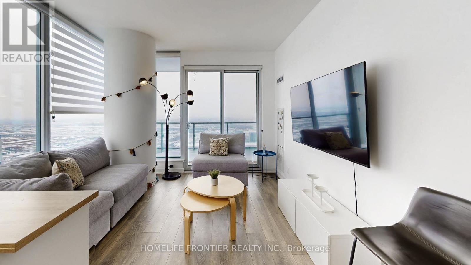 5503 - 898 PORTAGE PARKWAY Image 3