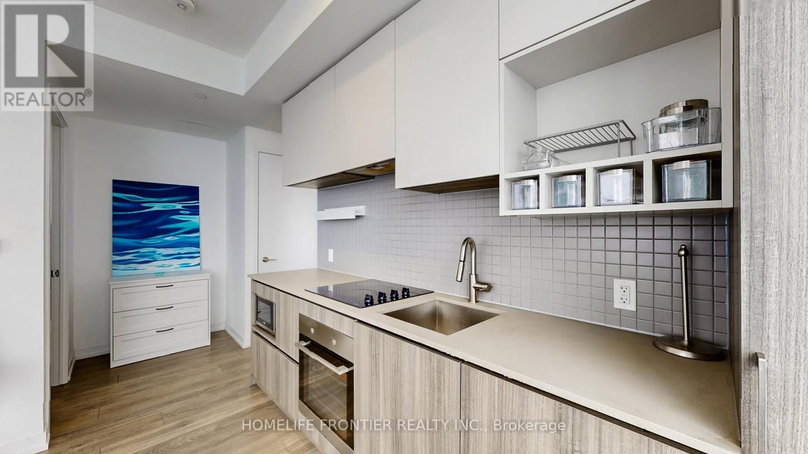 5503 - 898 PORTAGE PARKWAY Image 6