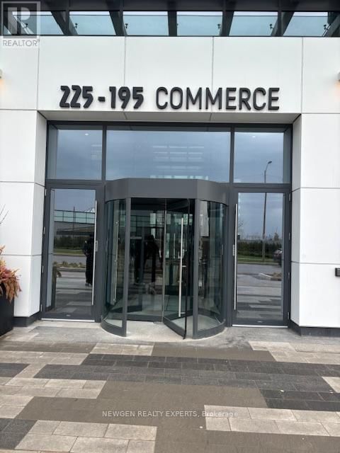 5002 - 195 COMMERCE STREET Image 1