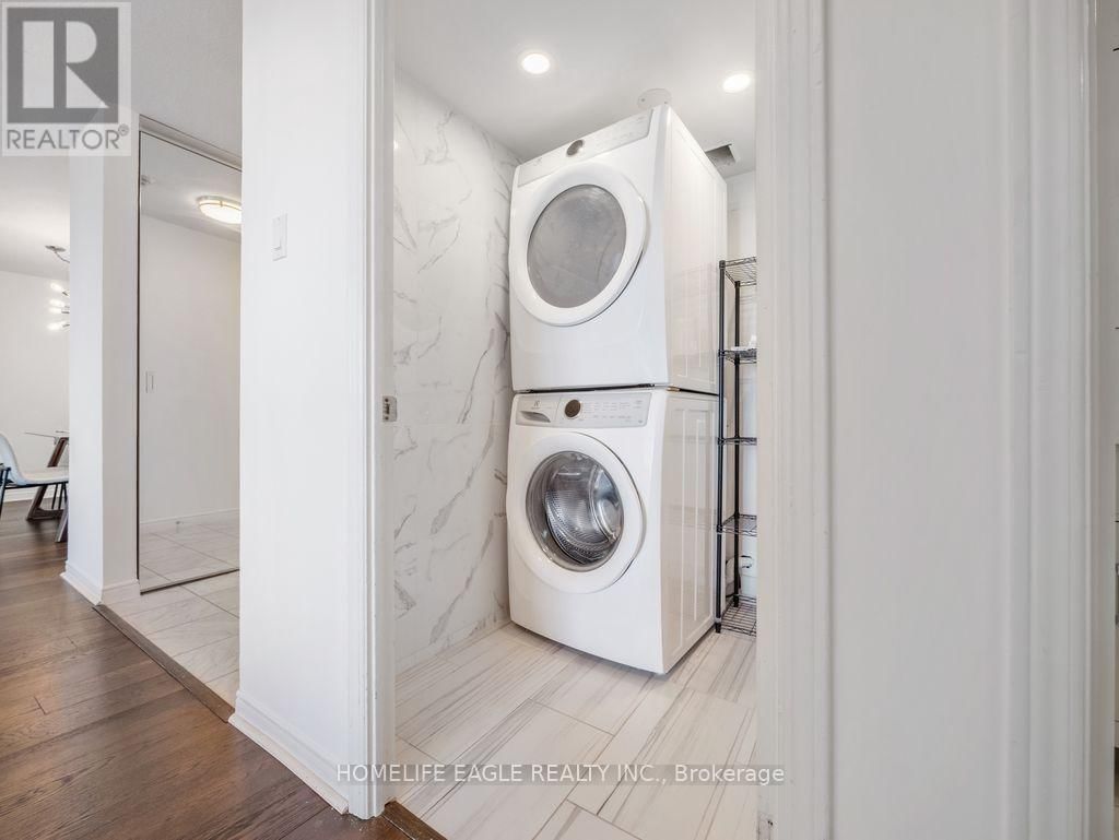 1709 - 7250 YONGE STREET Image 16