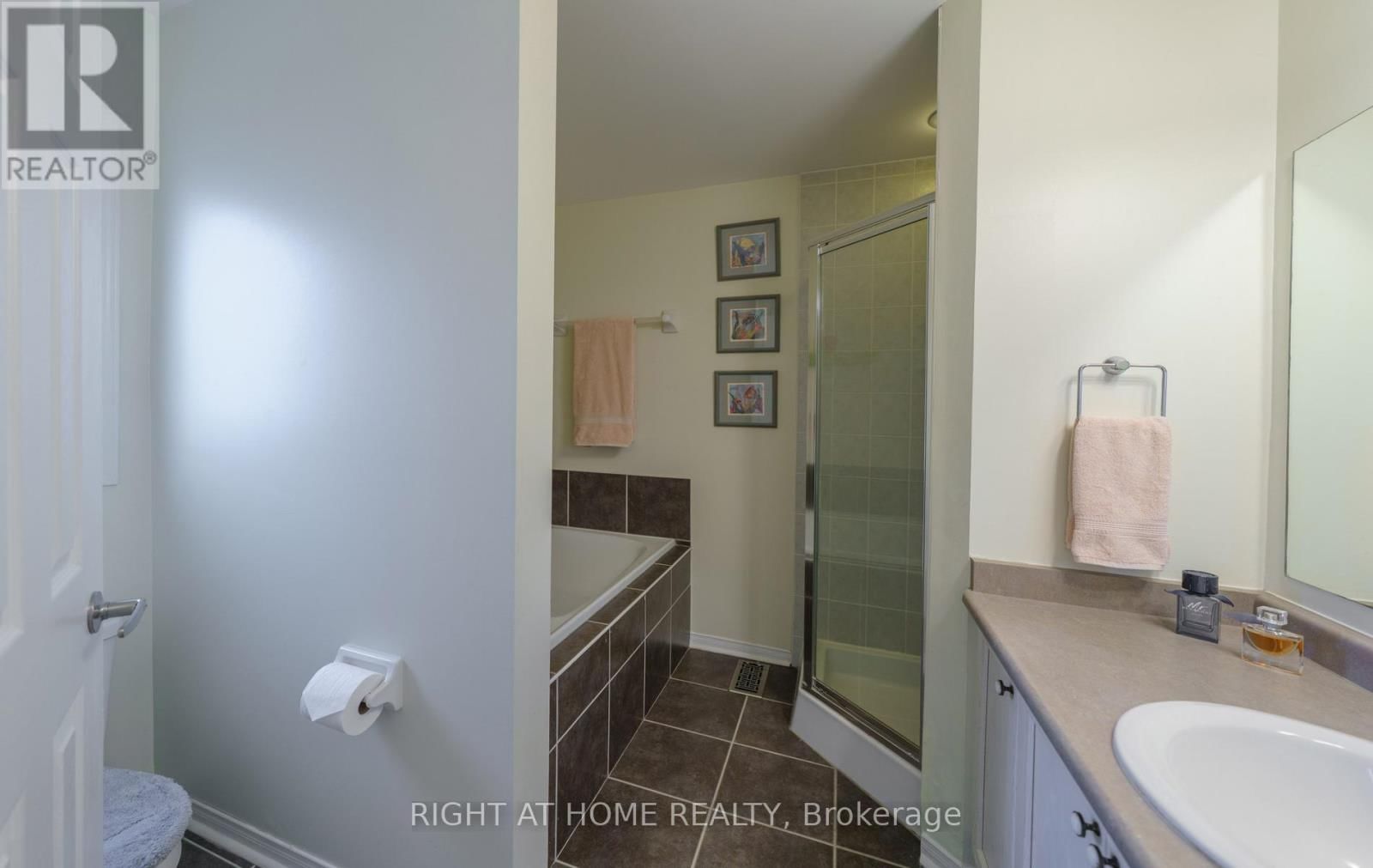 21 MARSHVIEW AVENUE Image 16