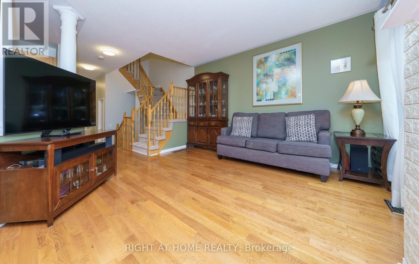 21 MARSHVIEW AVENUE Image 8