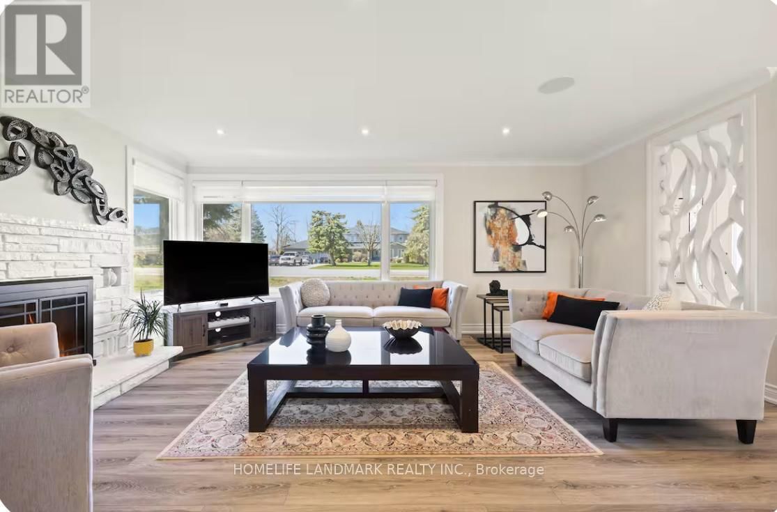 1739 MOUNT ALBERT ROAD Image 20