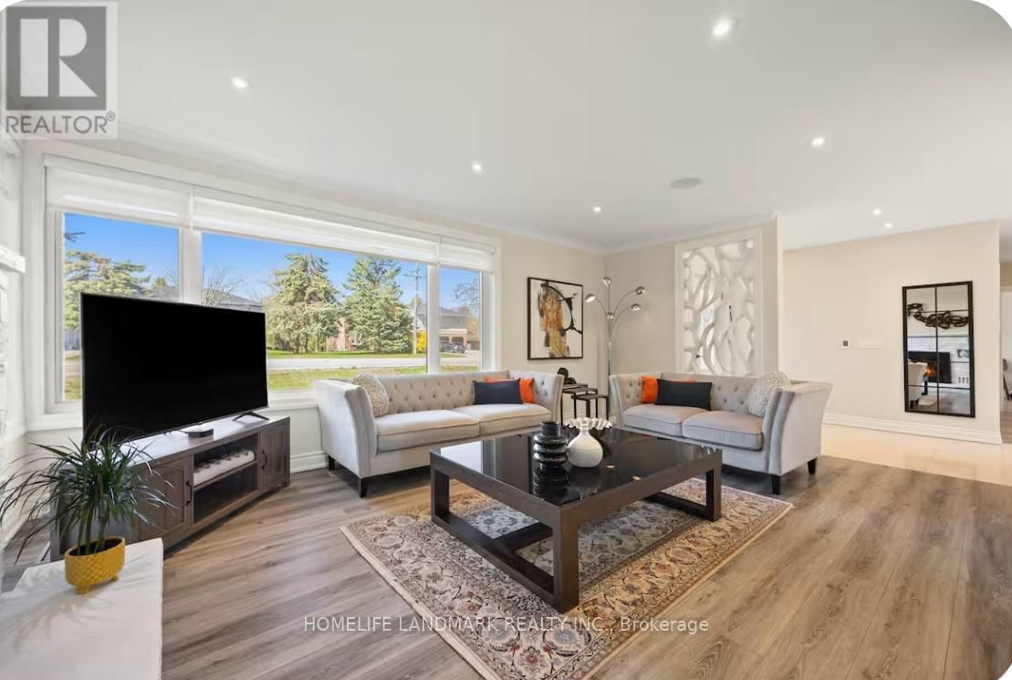 1739 MOUNT ALBERT ROAD Image 24