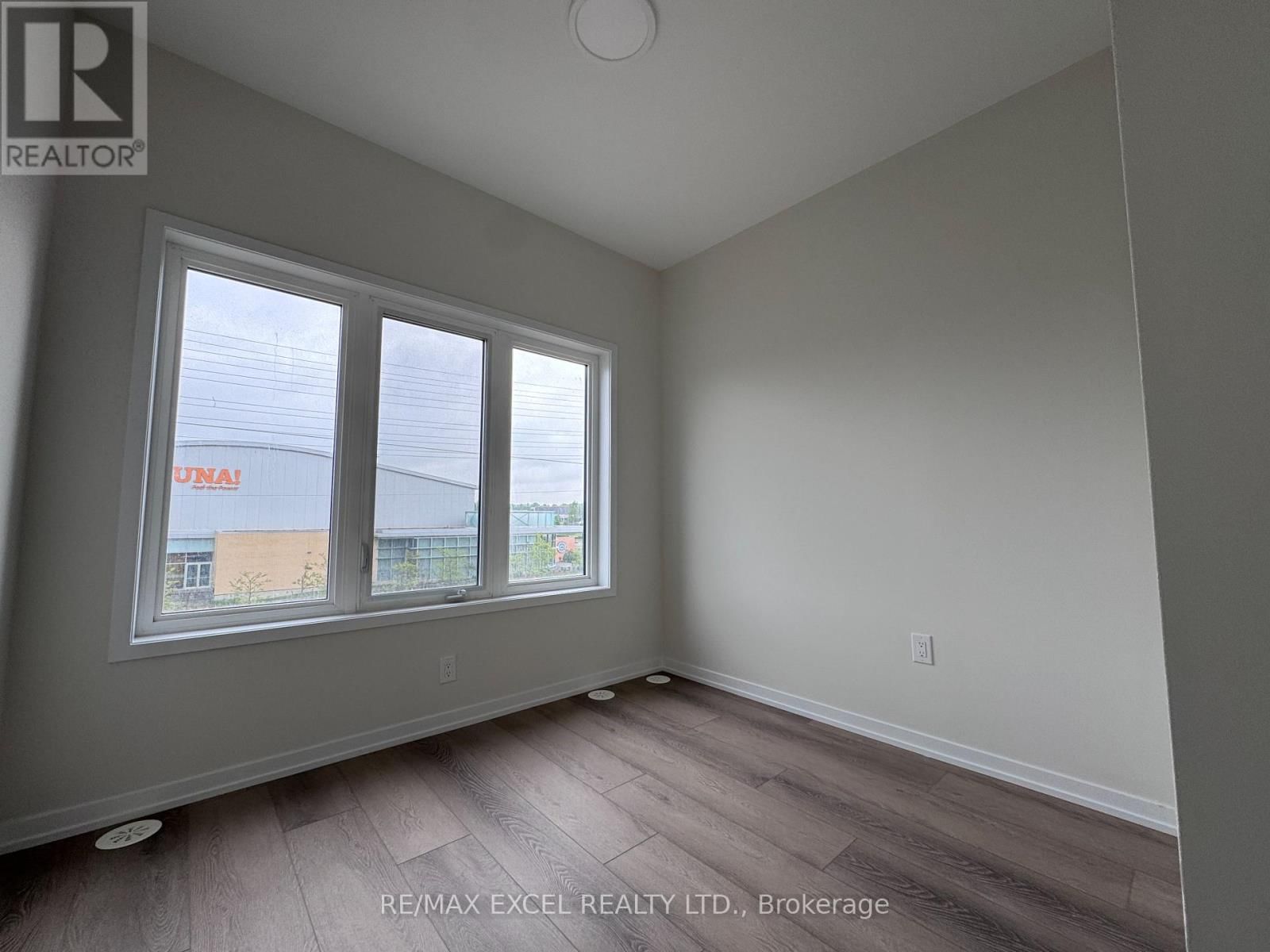 74 MATAWIN LANE Image 11