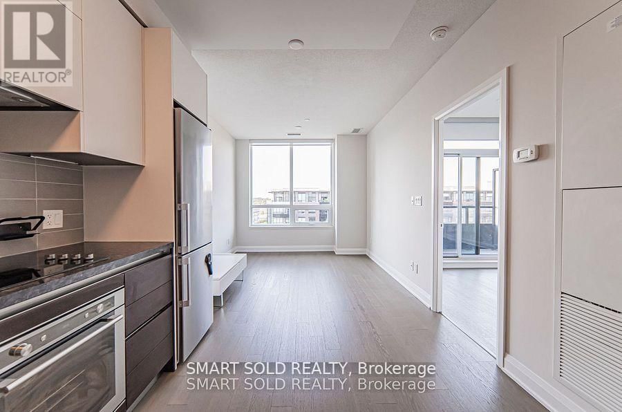 916 - 15 WATER WALK DRIVE Image 17