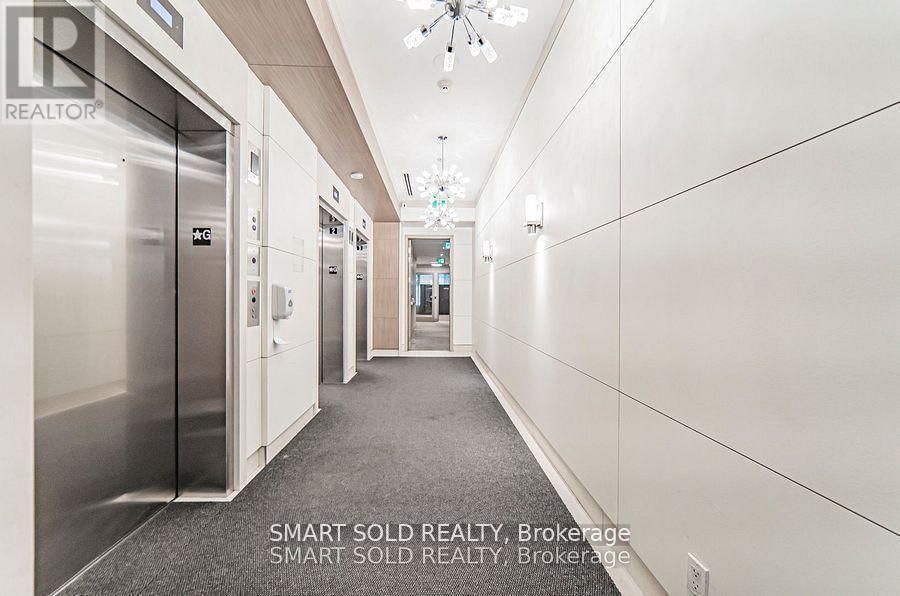 916 - 15 WATER WALK DRIVE Image 20