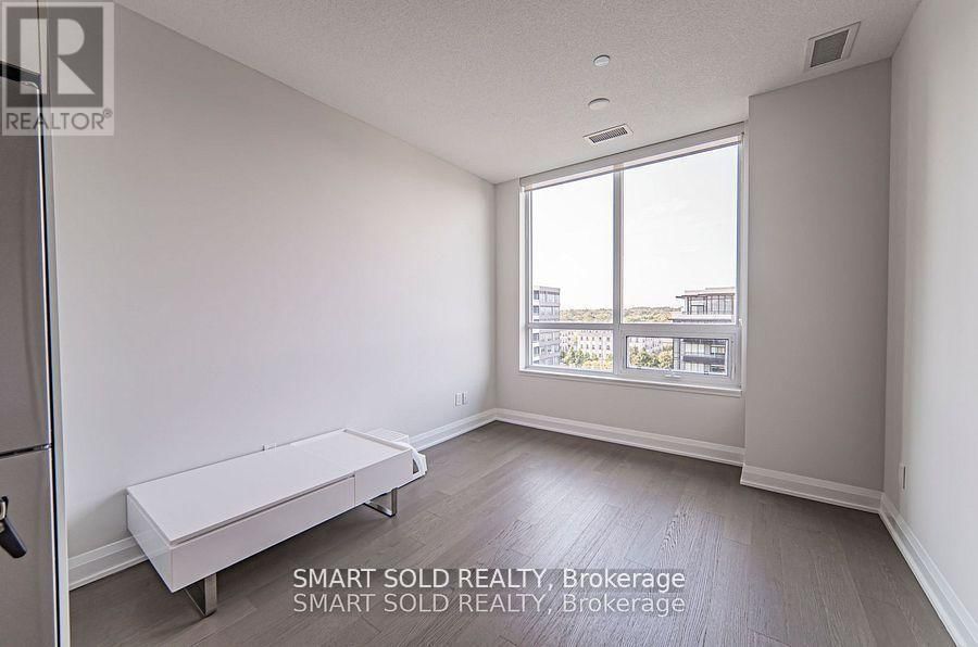 916 - 15 WATER WALK DRIVE Image 9