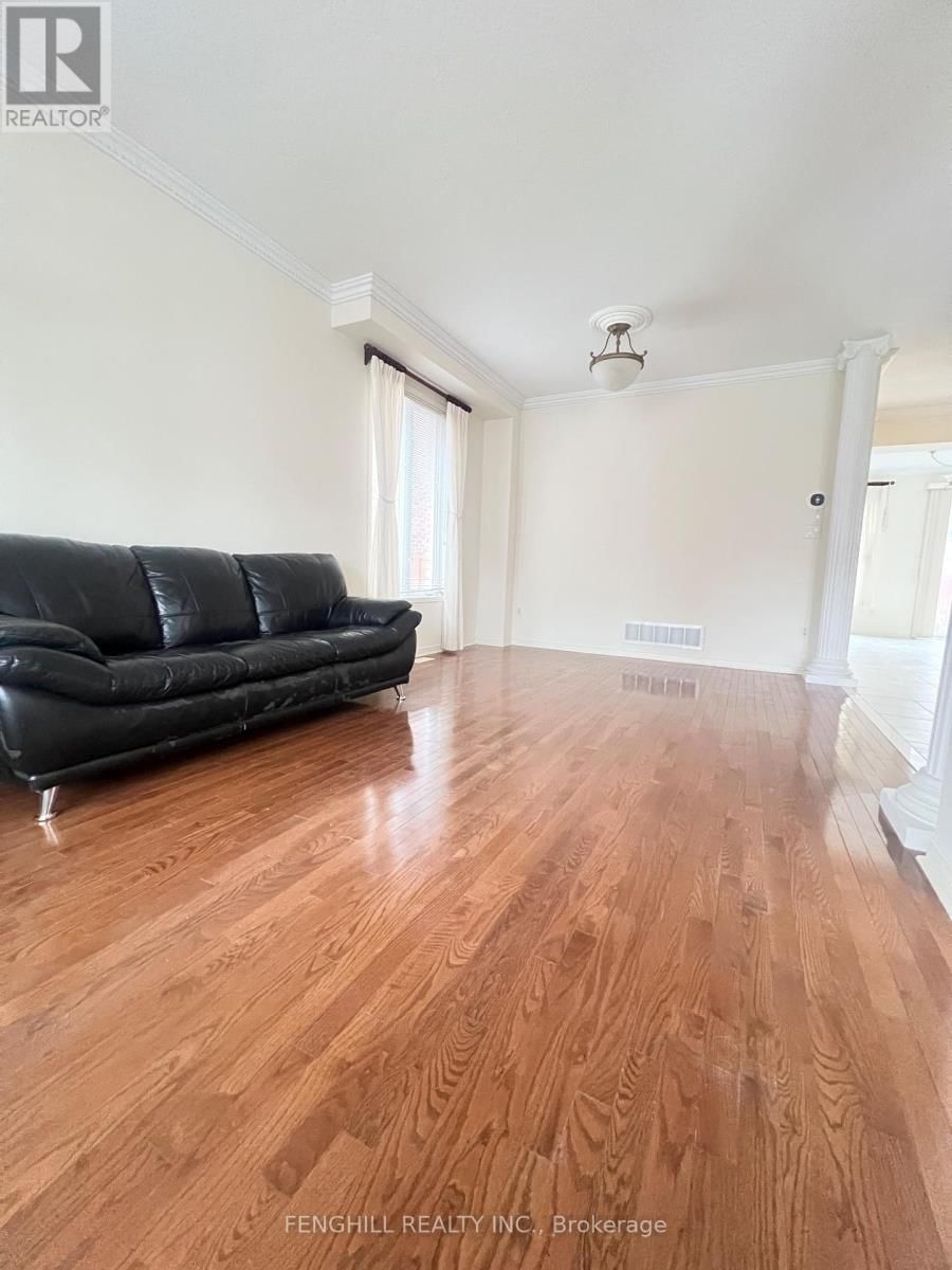 17 MOSSGROVE STREET Image 28