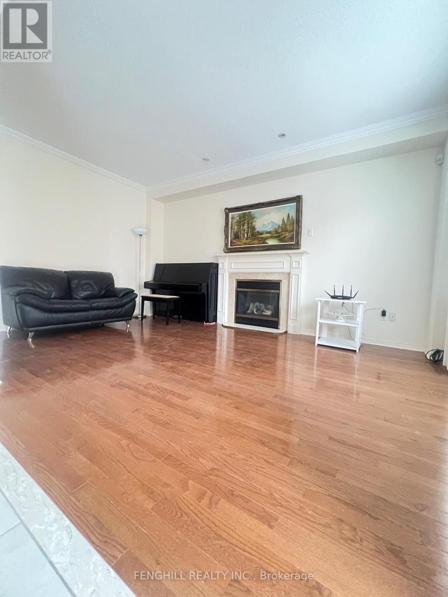 17 MOSSGROVE STREET Image 34