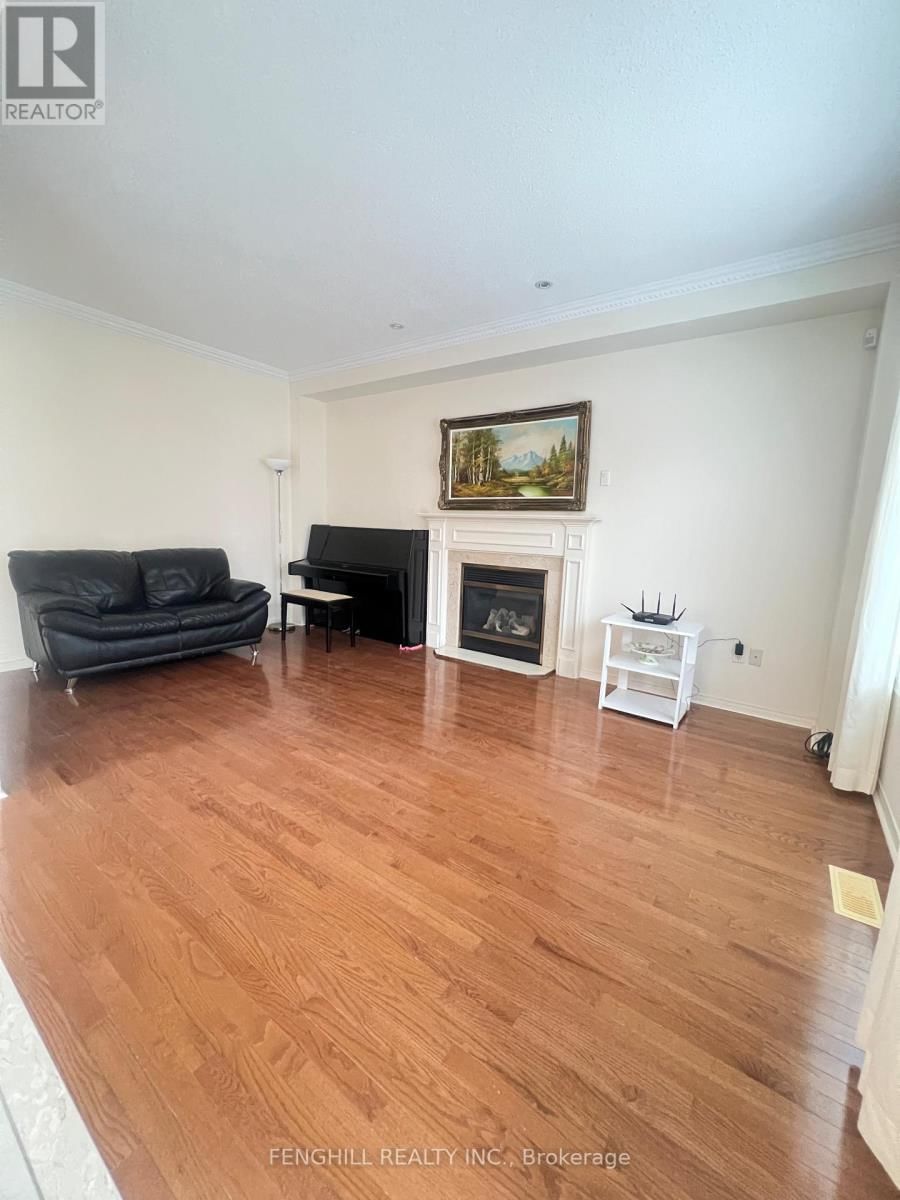 17 MOSSGROVE STREET Image 38