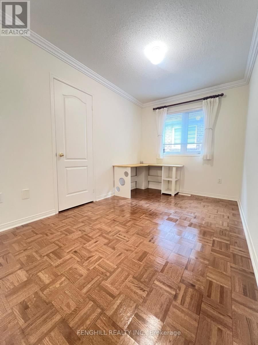 17 MOSSGROVE STREET Image 9