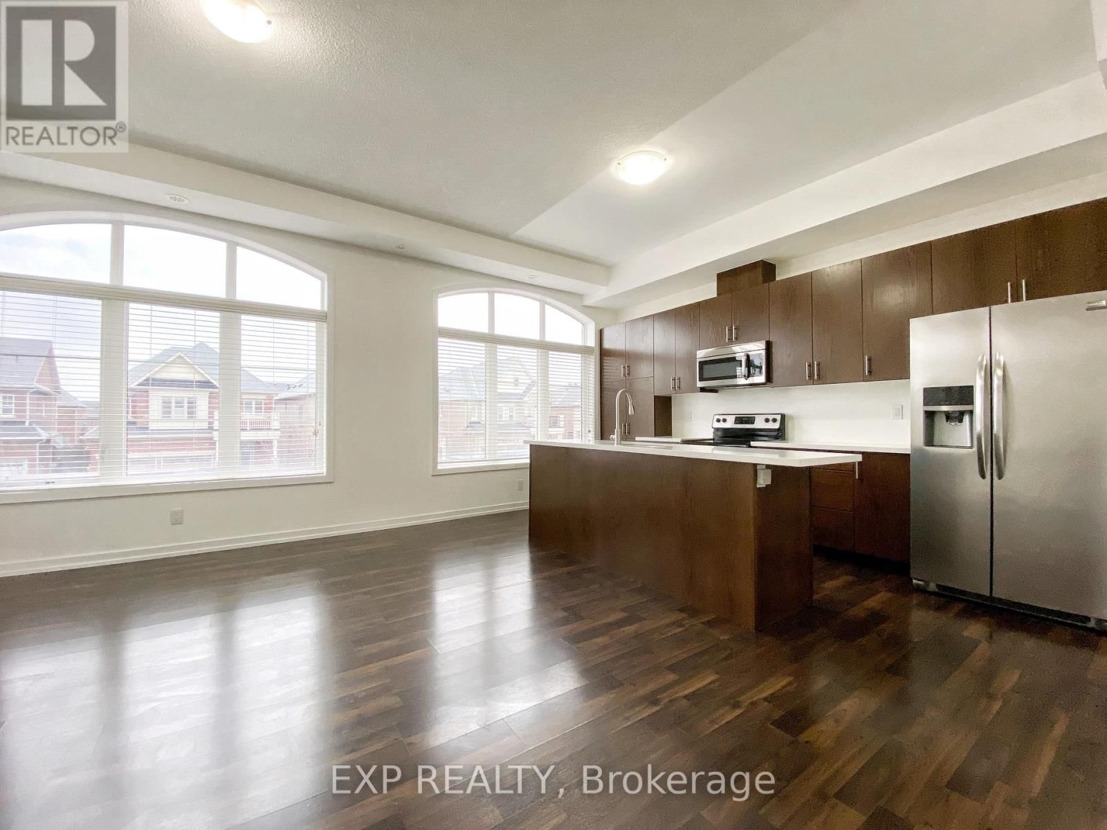 208 GLAD PARK AVENUE Image 17