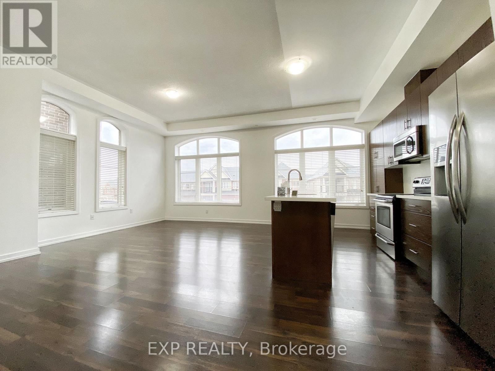 208 GLAD PARK AVENUE Image 8