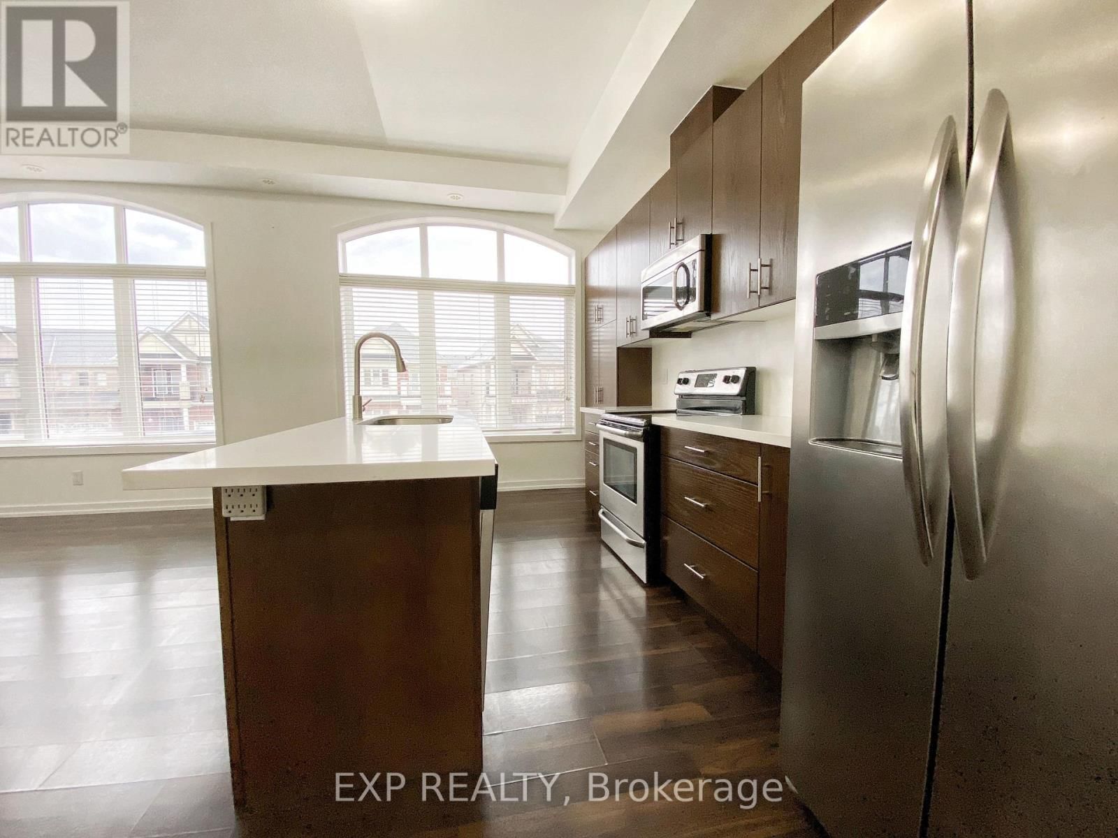 208 GLAD PARK AVENUE Image 9