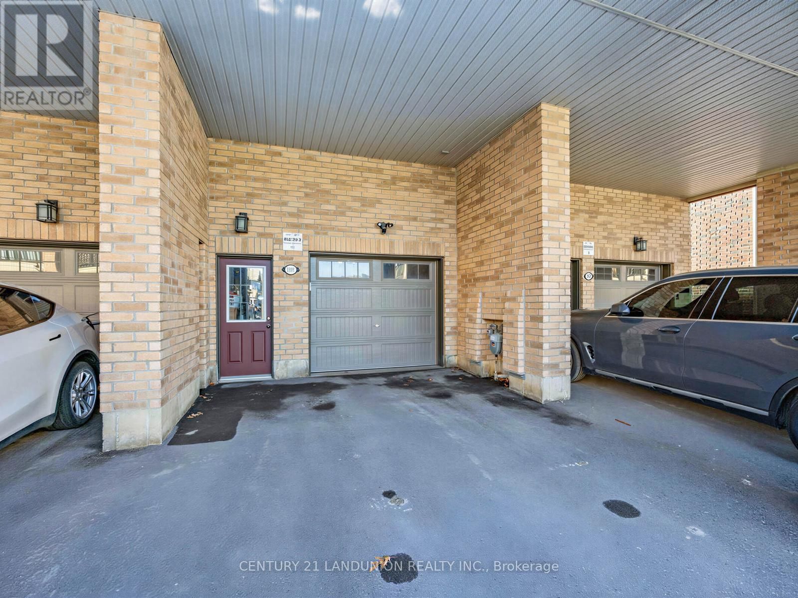 10941 VICTORIA SQUARE BOULEVARD Image 33