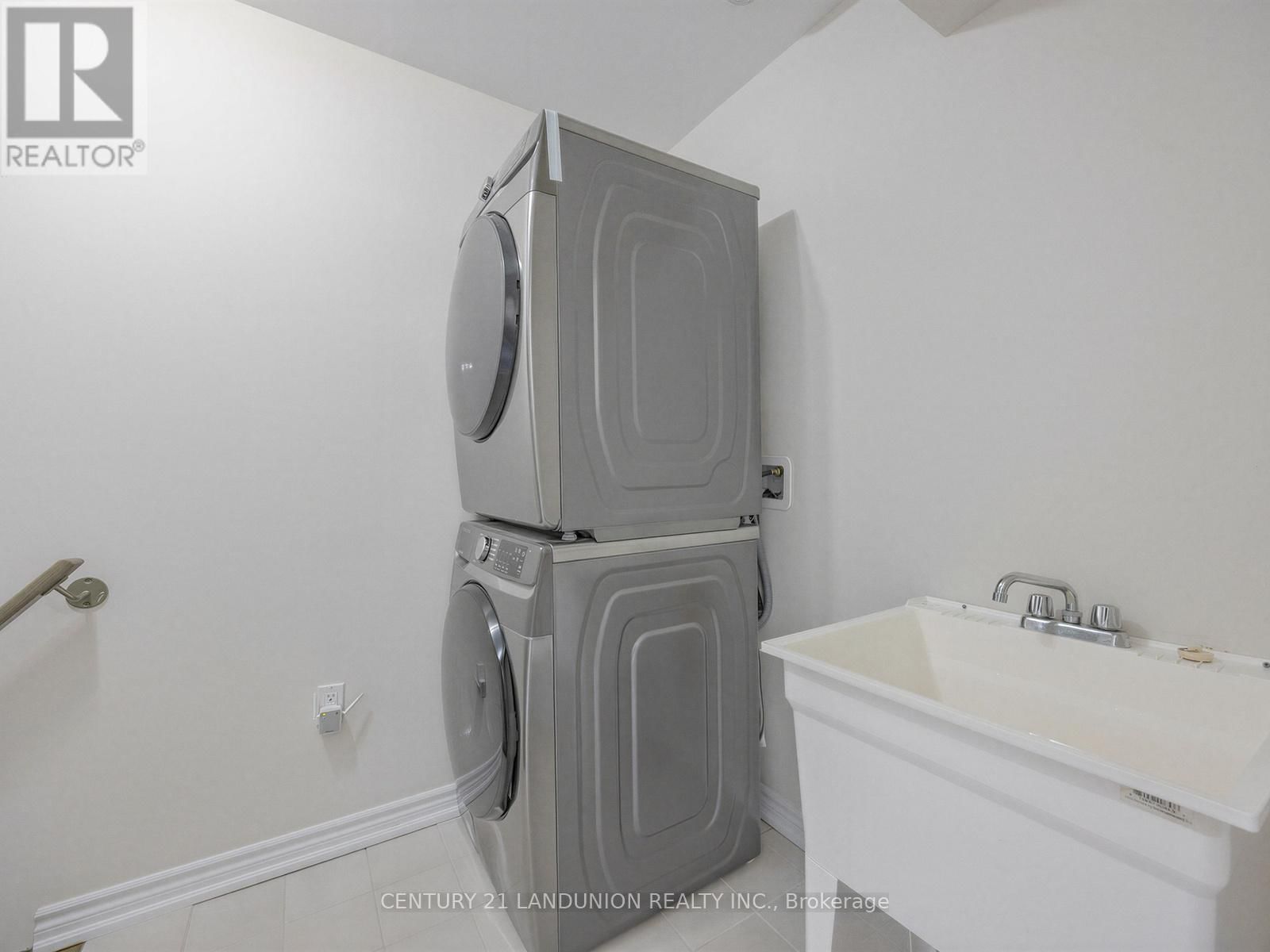 10941 VICTORIA SQUARE BOULEVARD Image 6