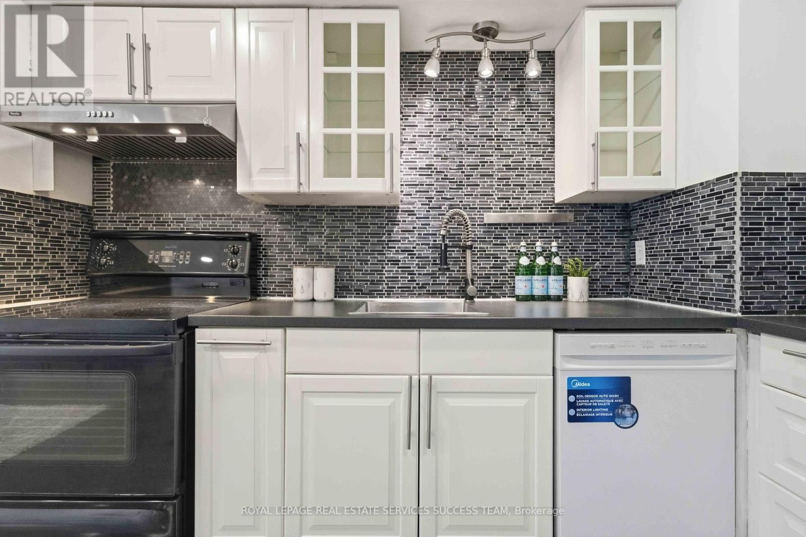 31 THATCHER'S MILL WAY Image 3